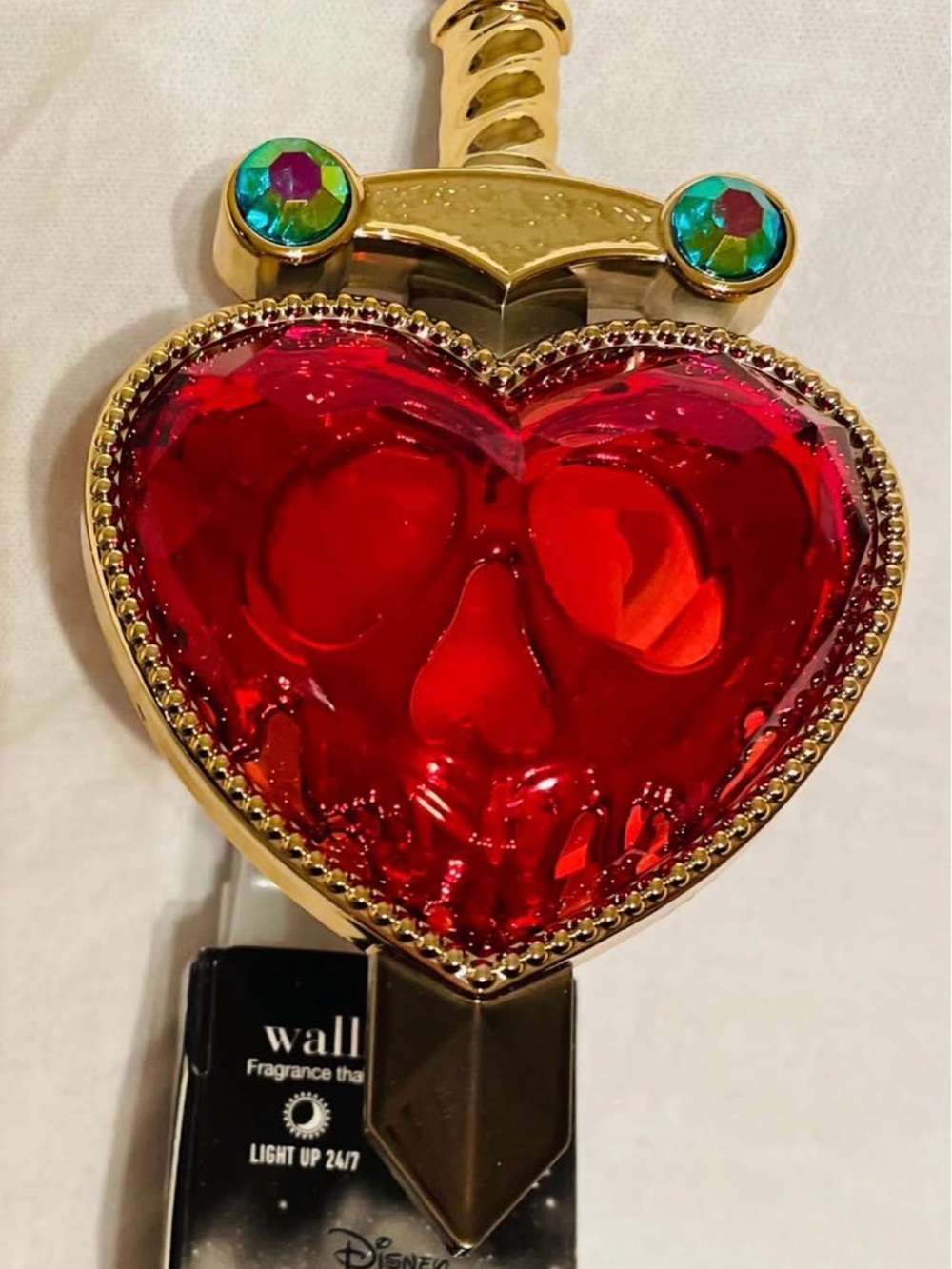 Disney Villains Heart Evil Queen Night Light & Plug Fragrance Diffuser Bath & BW